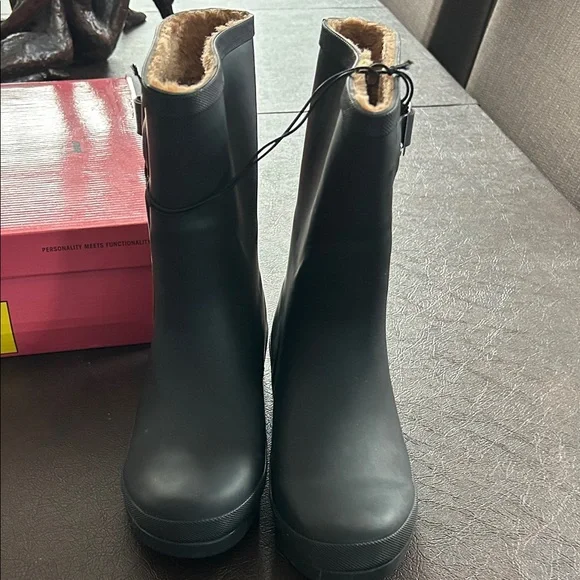 Chooka Black Women's Winter Boots-Size 6-waterproof-plush lining - Picture 3 of 10